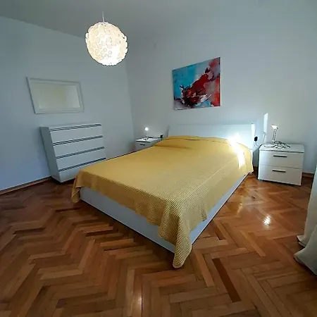 Casa Letizia Holiday home *
