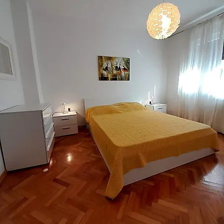 Holiday home Casa Letizia